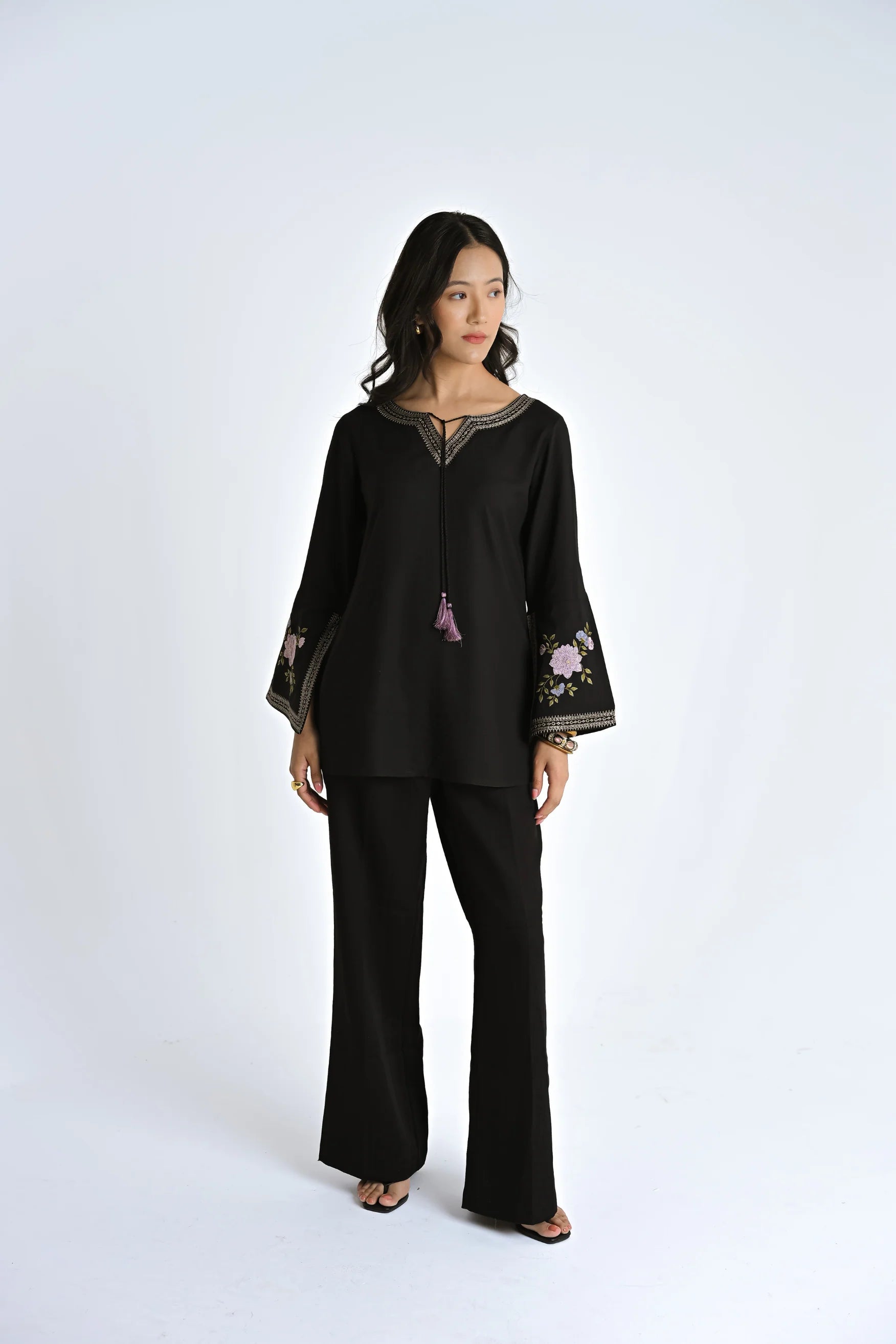 Zuri Embroidered Top- Black