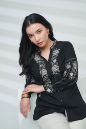 Ivy Embroidered Shirt Top – Black