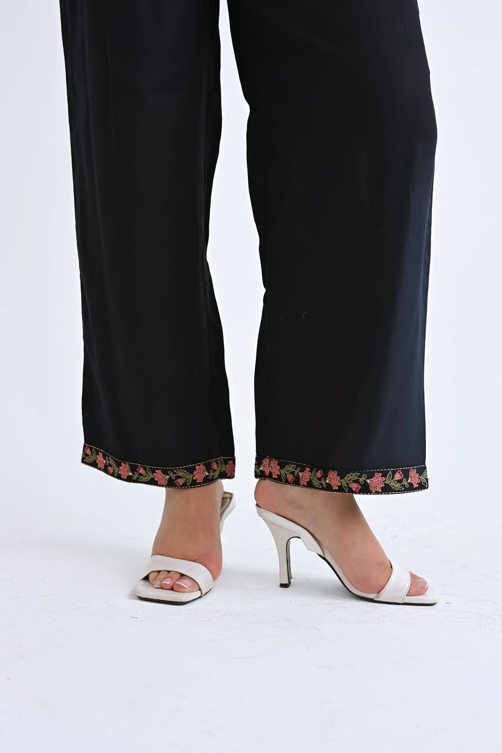 Aurelia Embroidered Co-ord Set- Navy