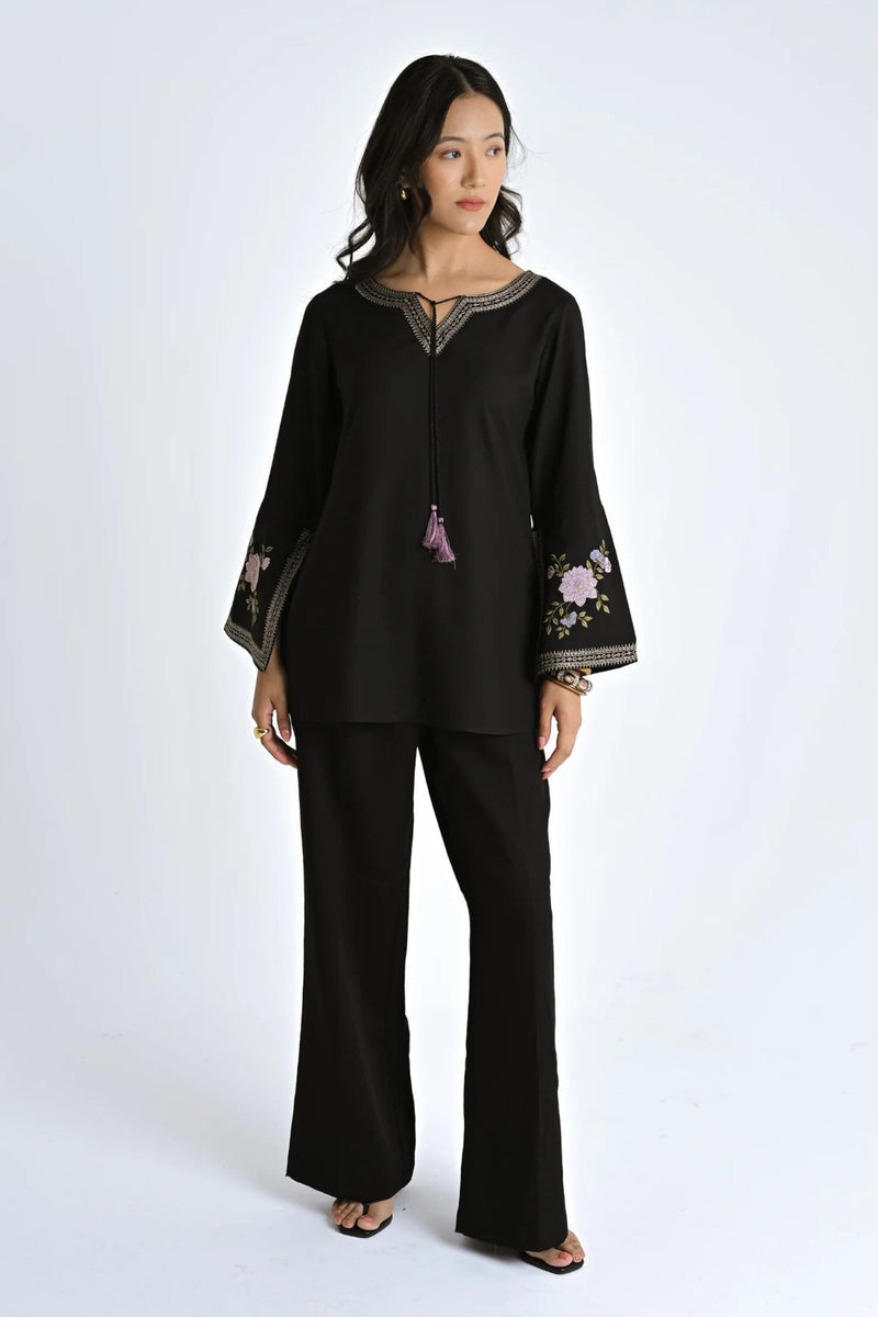 Zuri Embroidered Top- Black